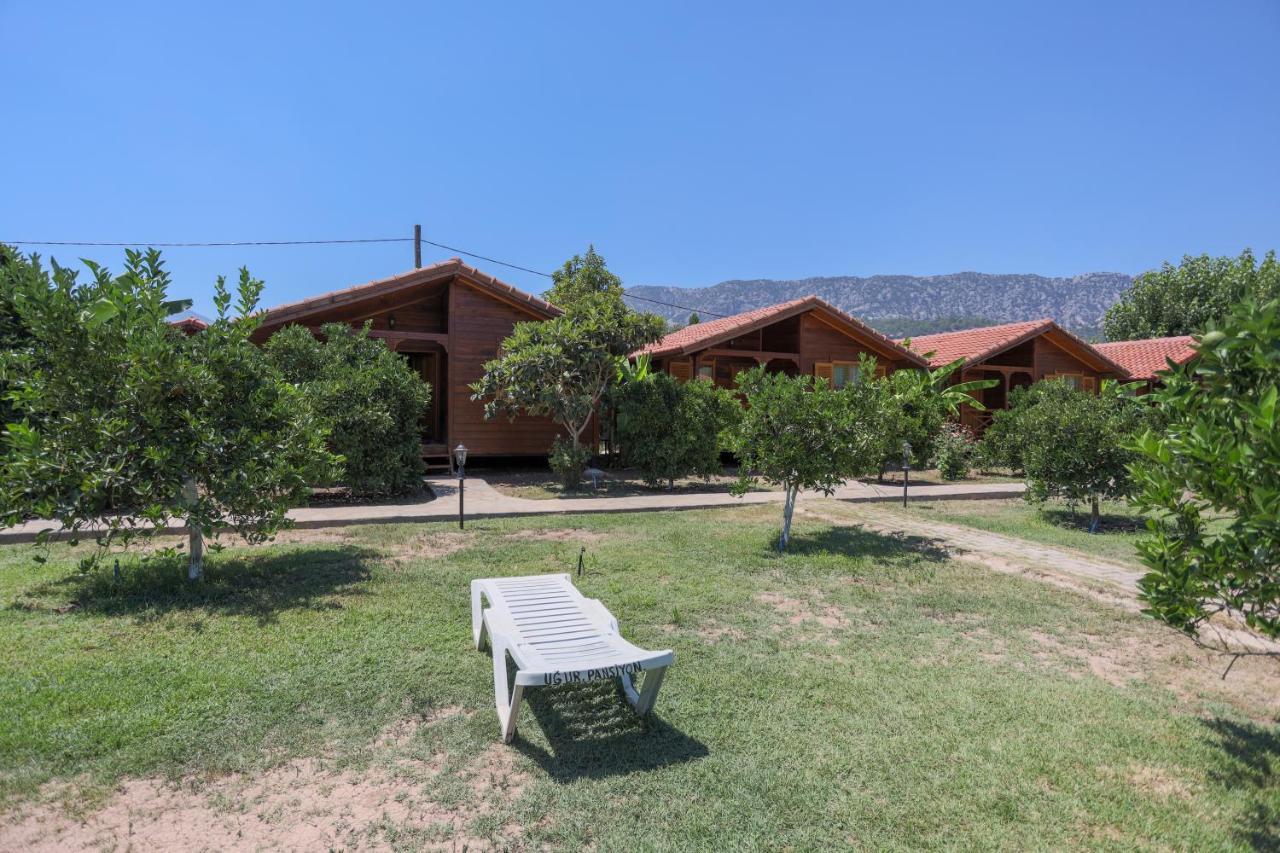 Ugur Pansiyon Bungalows Çıralı Εξωτερικό φωτογραφία