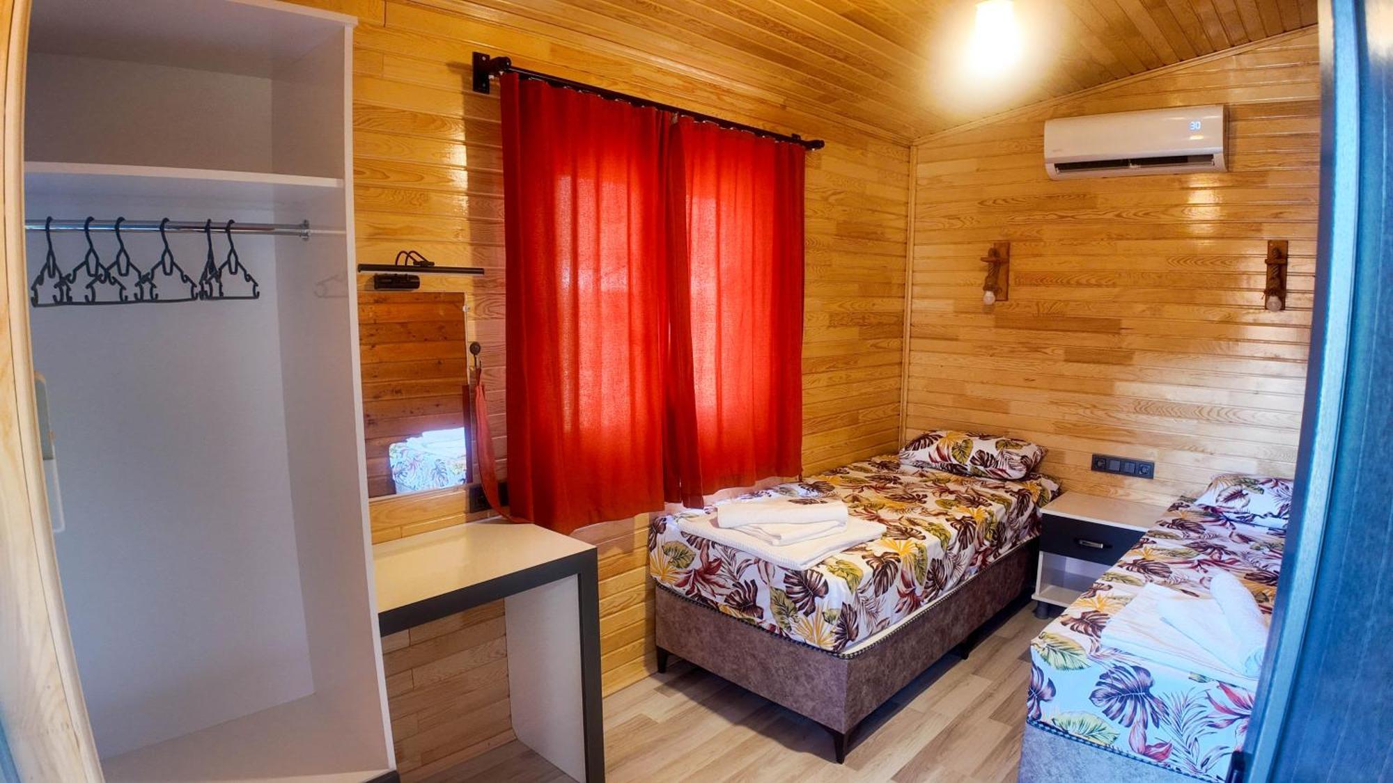 Ugur Pansiyon Bungalows Çıralı Εξωτερικό φωτογραφία