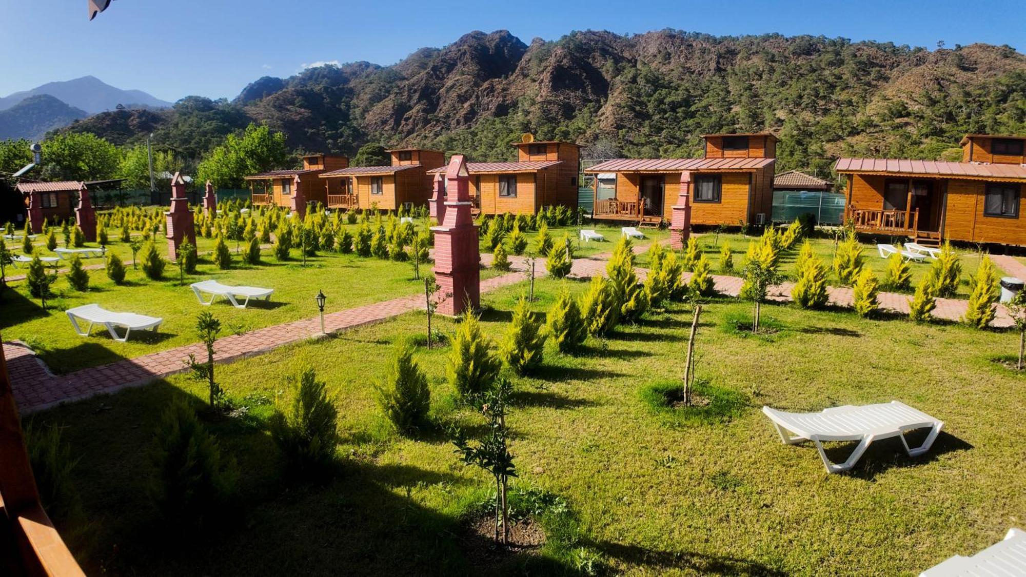 Ugur Pansiyon Bungalows Çıralı Εξωτερικό φωτογραφία