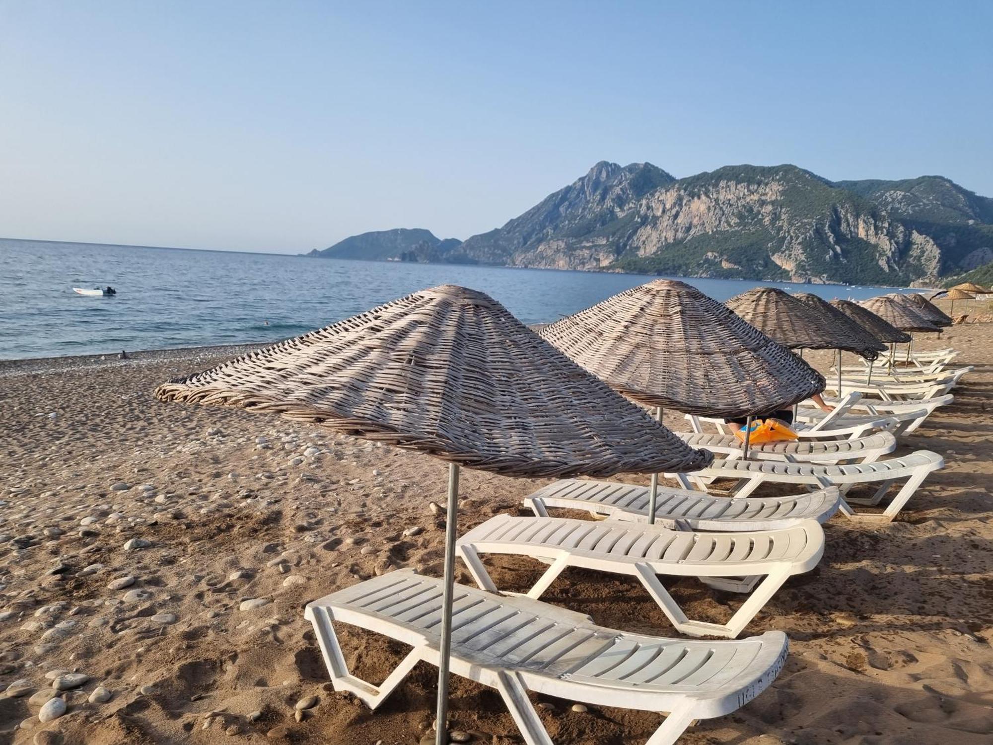 Ugur Pansiyon Bungalows Çıralı Εξωτερικό φωτογραφία