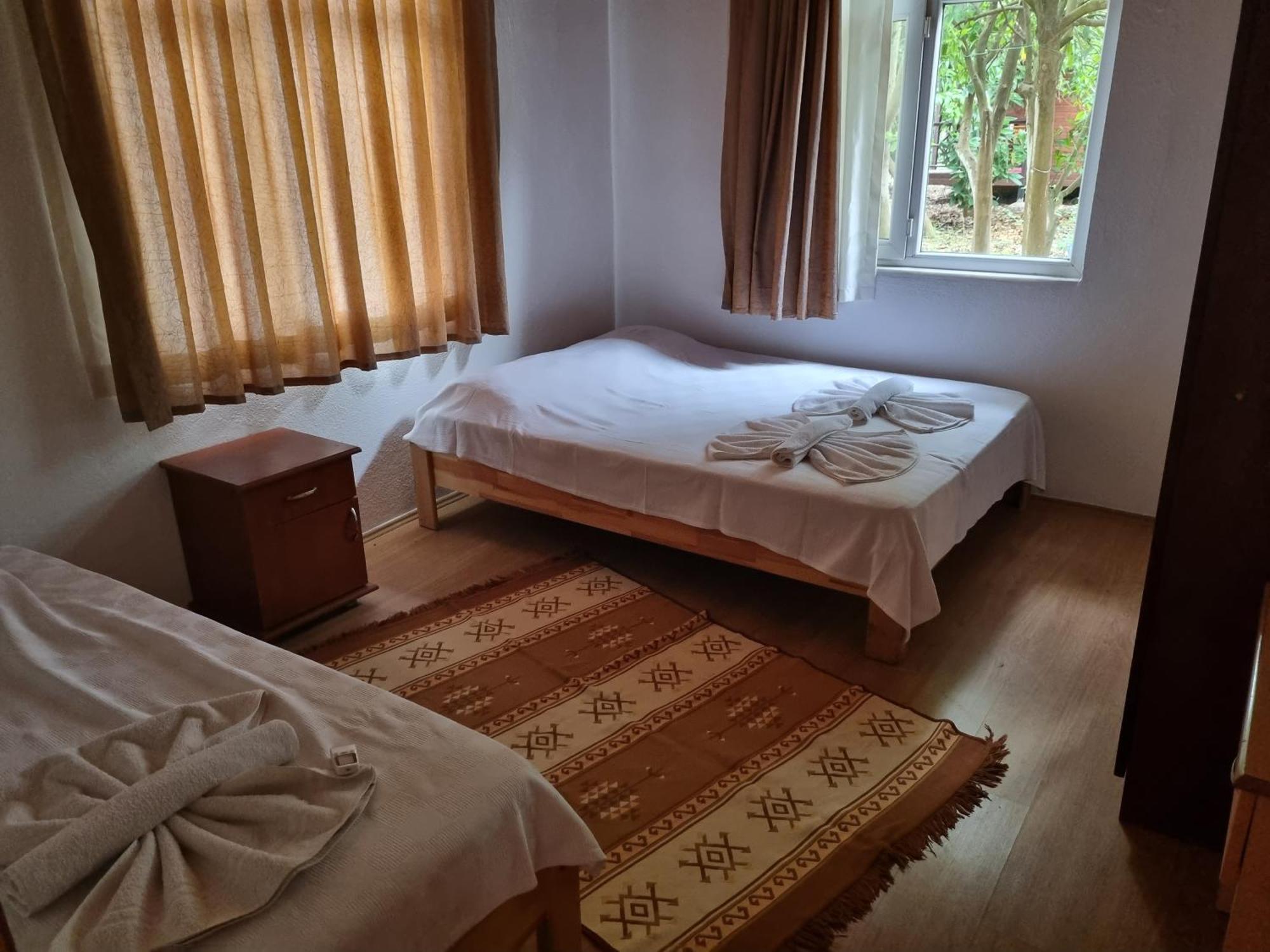 Ugur Pansiyon Bungalows Çıralı Εξωτερικό φωτογραφία