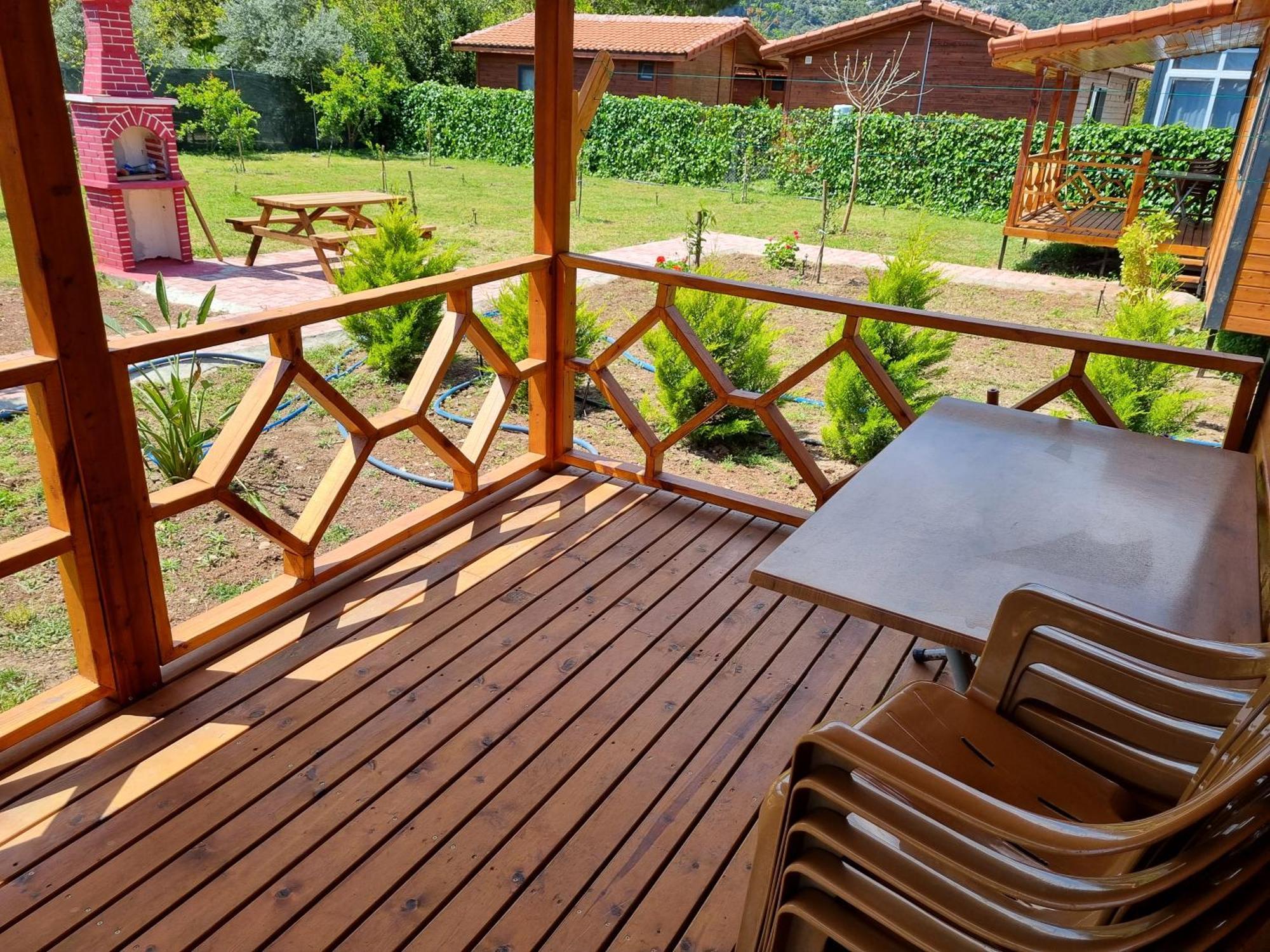 Ugur Pansiyon Bungalows Çıralı Εξωτερικό φωτογραφία