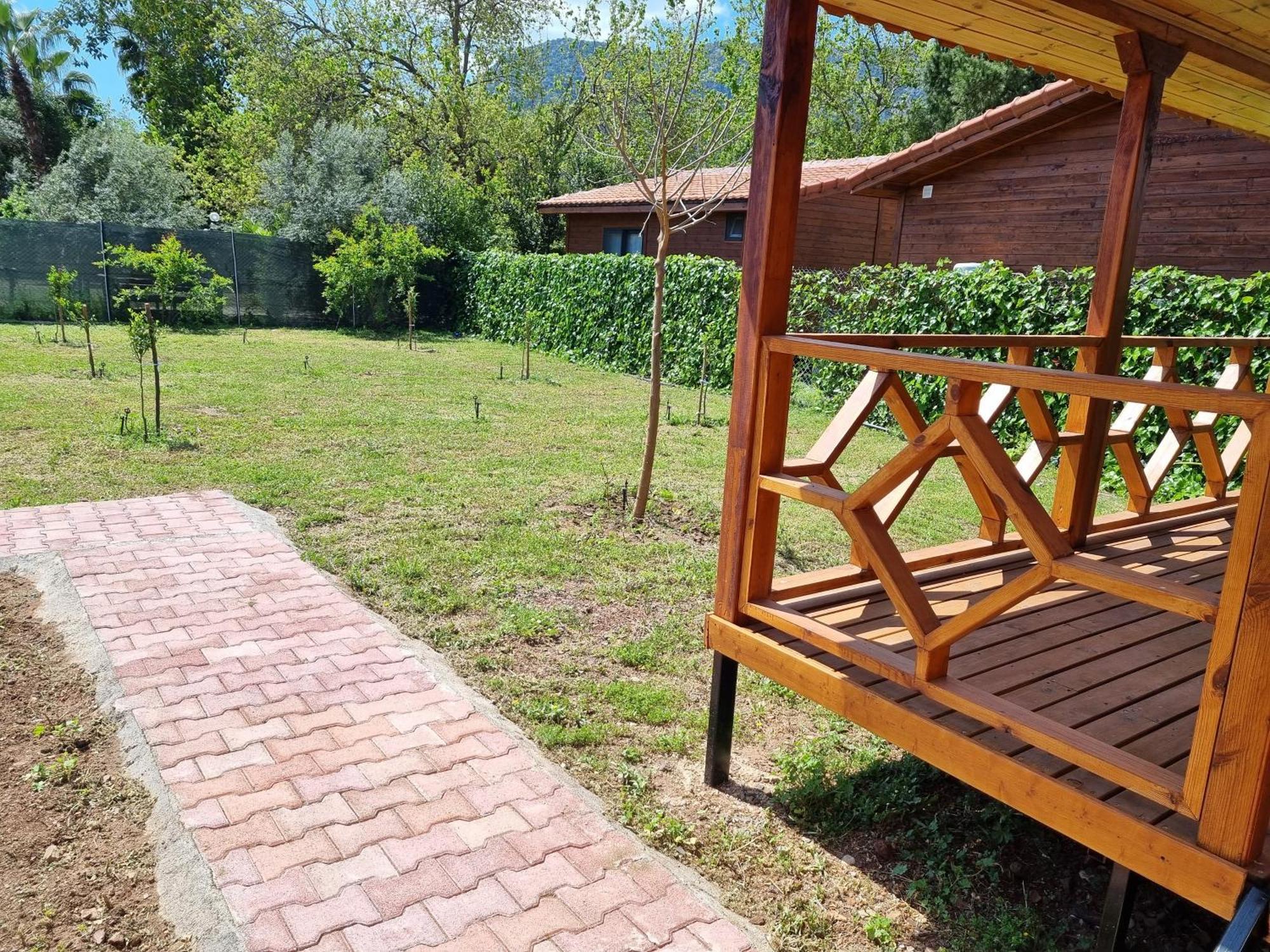Ugur Pansiyon Bungalows Çıralı Εξωτερικό φωτογραφία