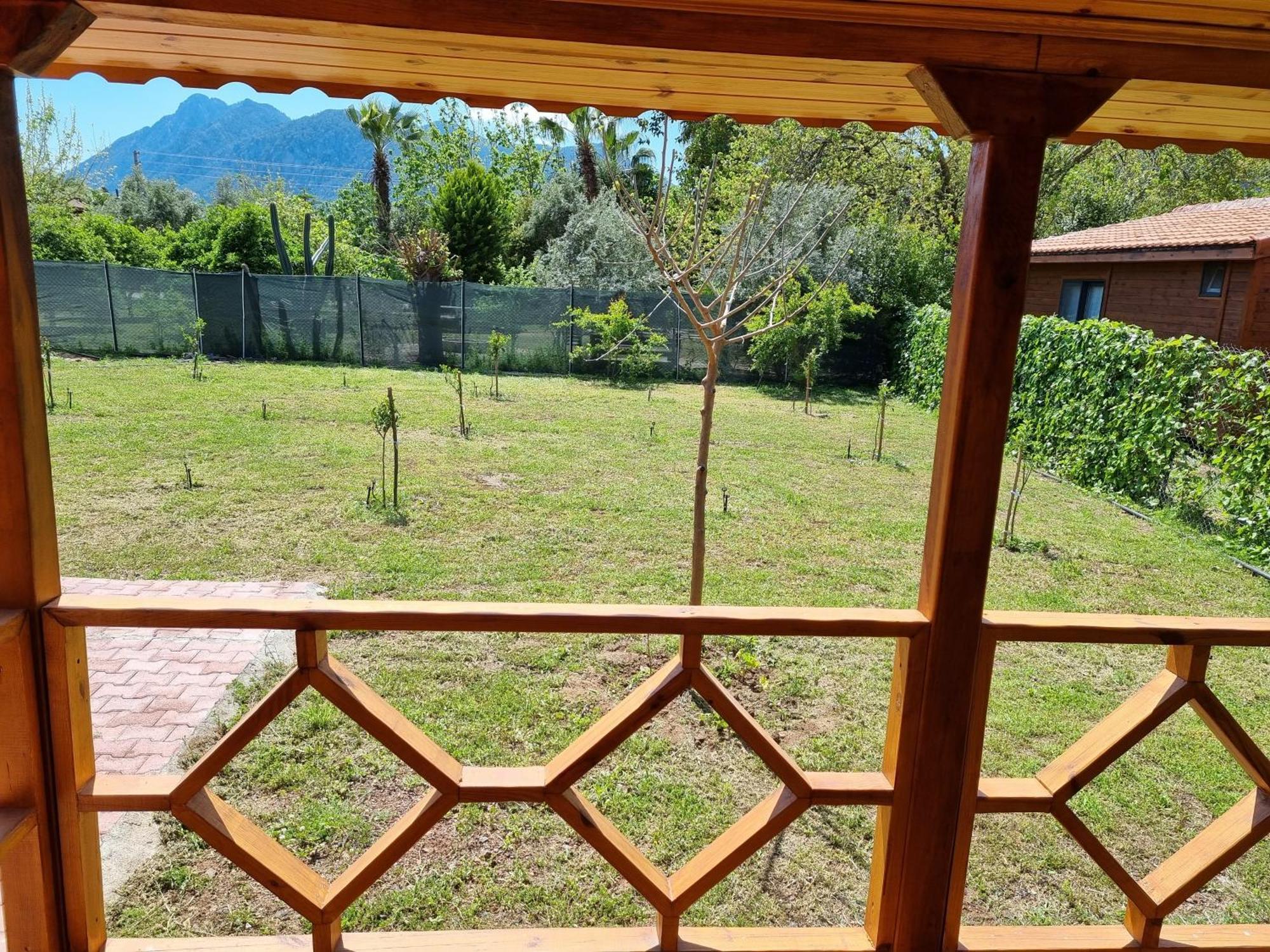 Ugur Pansiyon Bungalows Çıralı Εξωτερικό φωτογραφία